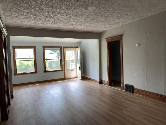 1925 Nichols Road, Kalamazoo, MI 49006