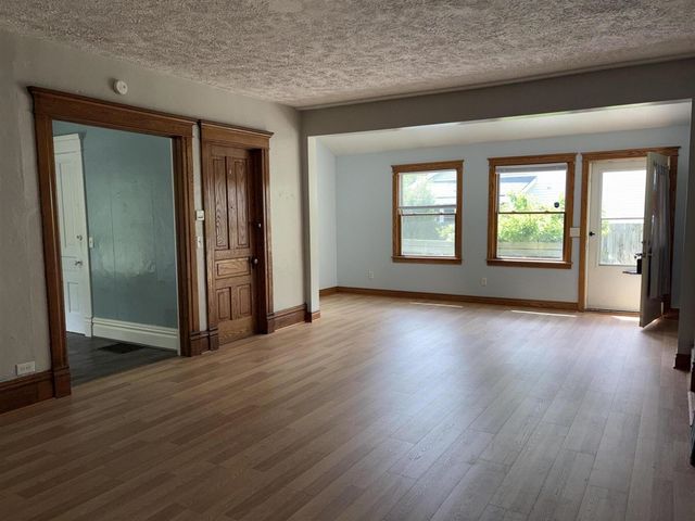 1925 Nichols Road, Kalamazoo, MI 49006