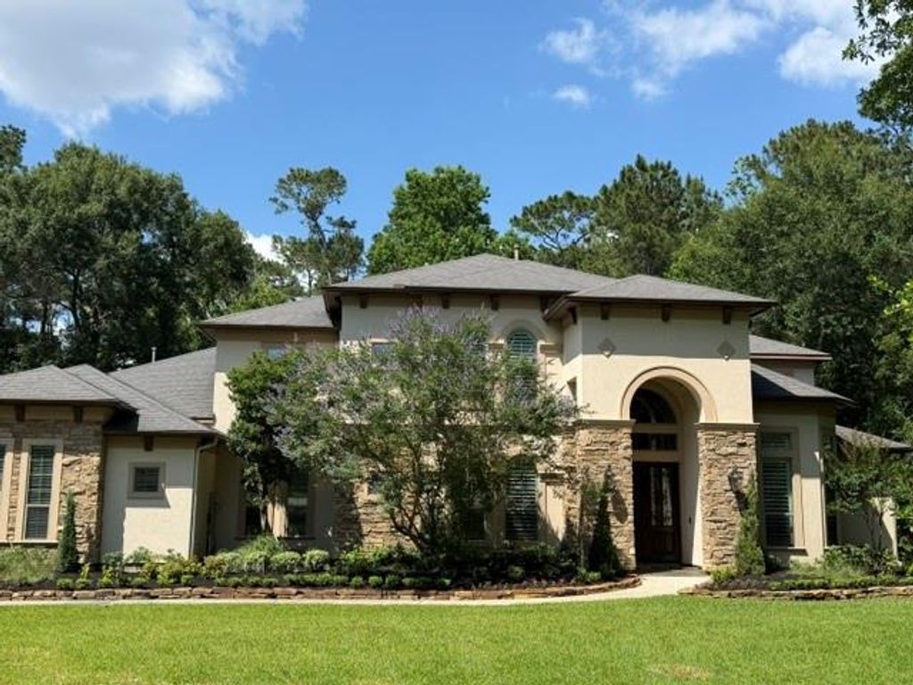28443 Village Oaks Court, Magnolia, TX 77355