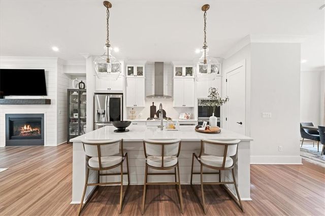 815 Maplewood Drive, Roswell, GA 30075