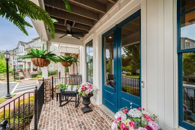 815 Maplewood Drive, Roswell, GA 30075