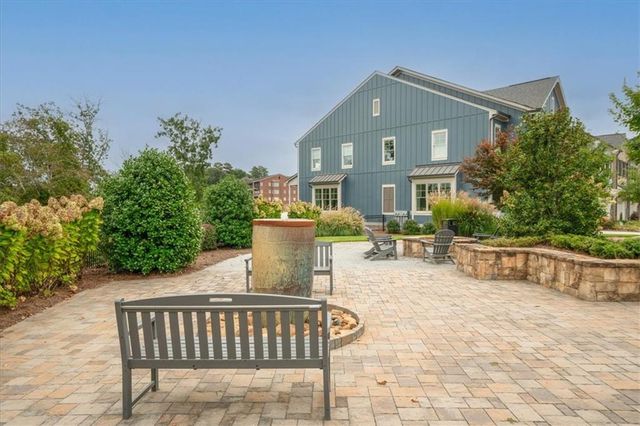 815 Maplewood Drive, Roswell, GA 30075