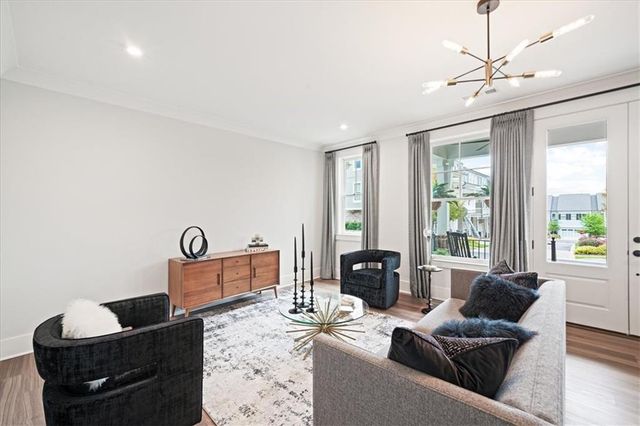 815 Maplewood Drive, Roswell, GA 30075