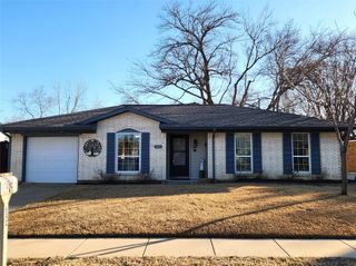 642 Ferguson Drive, Lewisville, TX 75057