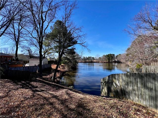 4176 Rainbow DR, Virginia Beach, VA 23456