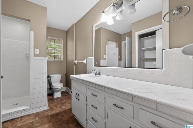 572 SUN VALLEY ROAD, Center Point, AL 35215