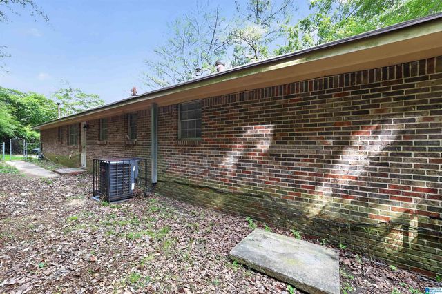 572 SUN VALLEY ROAD, Center Point, AL 35215