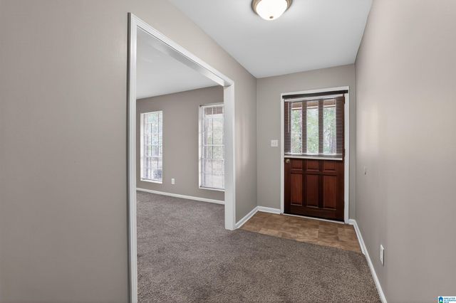 572 SUN VALLEY ROAD, Center Point, AL 35215