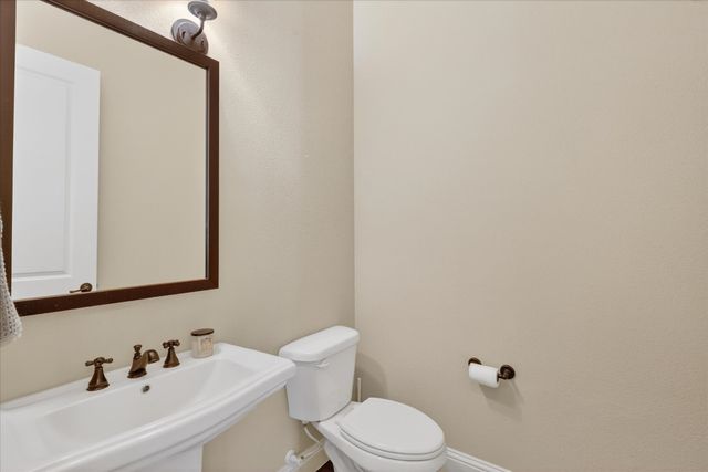 5800 Lamb Creek Drive, Fort Worth, TX 76179