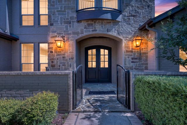 5800 Lamb Creek Drive, Fort Worth, TX 76179