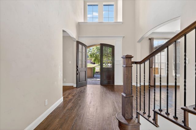 5800 Lamb Creek Drive, Fort Worth, TX 76179