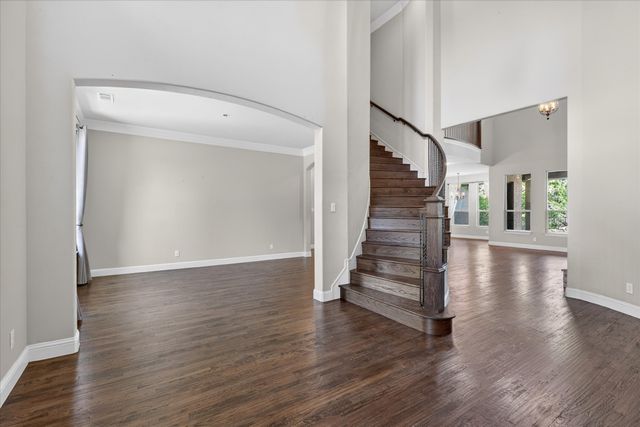 5800 Lamb Creek Drive, Fort Worth, TX 76179