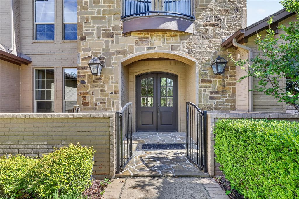 5800 Lamb Creek Drive, Fort Worth, TX 76179