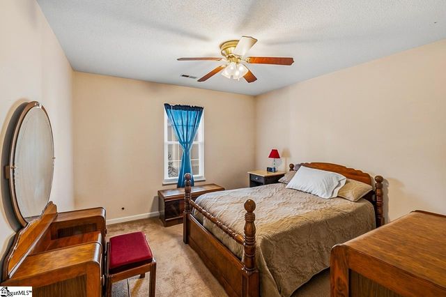 137 Belle Flower Court, Spartanburg, SC 29303