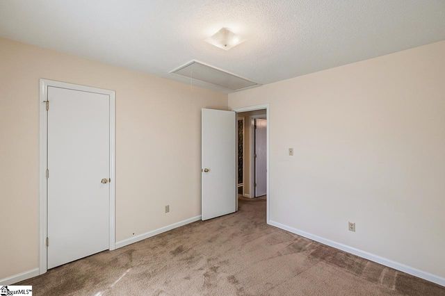 137 Belle Flower Court, Spartanburg, SC 29303