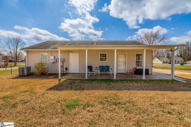 137 Belle Flower Court, Spartanburg, SC 29303