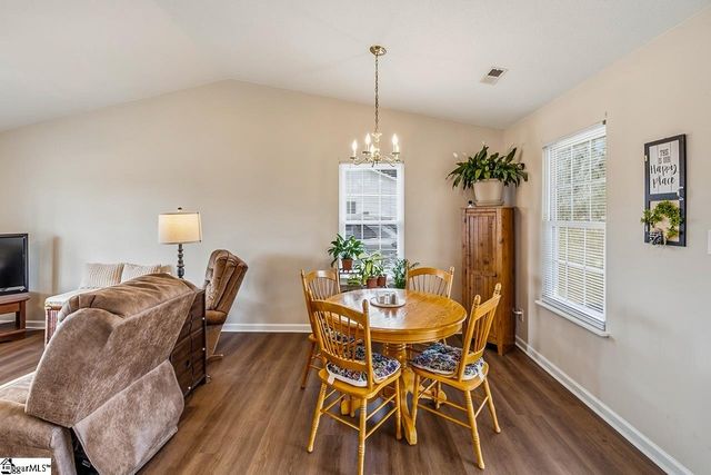 137 Belle Flower Court, Spartanburg, SC 29303