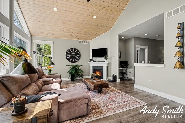 1907 42nd Street, Allegan, MI 49010