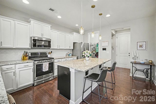 18314 Mckee Road, Charlotte, NC 28278