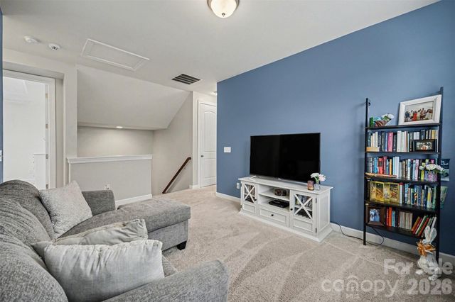 18314 Mckee Road, Charlotte, NC 28278