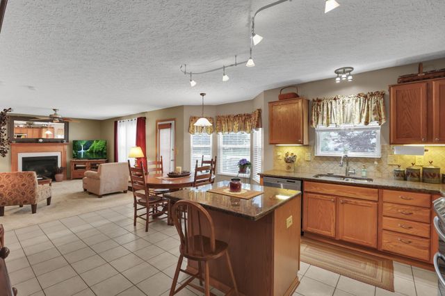 441 Wooster Street, Pickerington, OH 43147