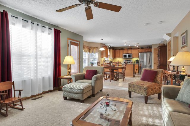 441 Wooster Street, Pickerington, OH 43147