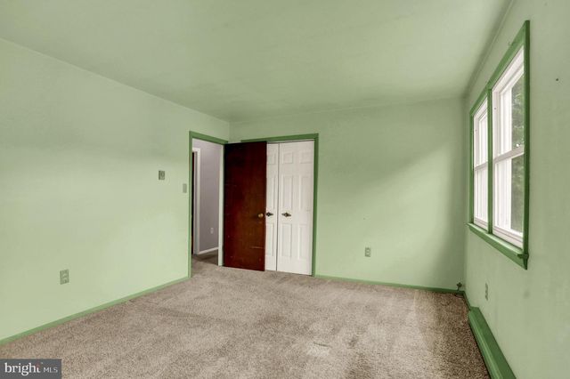 930 MAY DR, Millersburg, PA 17061