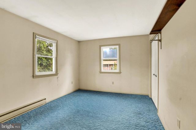 930 MAY DR, Millersburg, PA 17061
