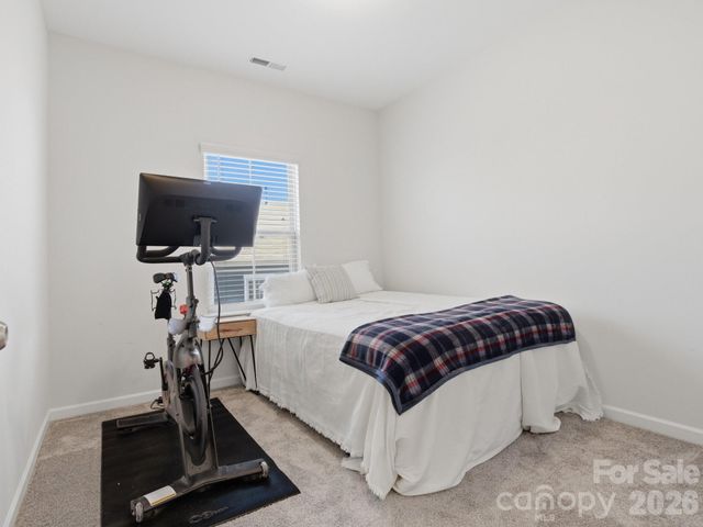 9812 Ainslie Downs Street, Charlotte, NC 28273