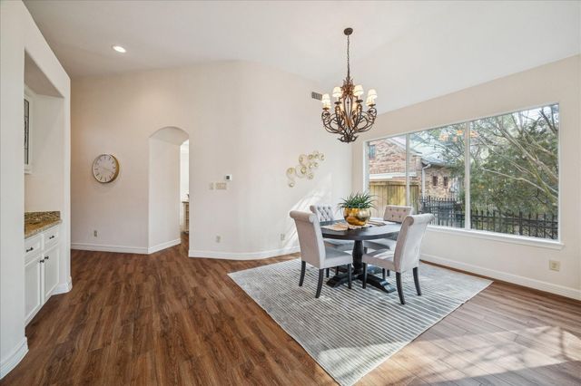 1315 Avon Way, Houston, TX 77339