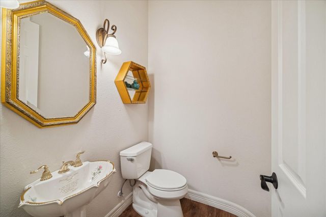 1315 Avon Way, Houston, TX 77339