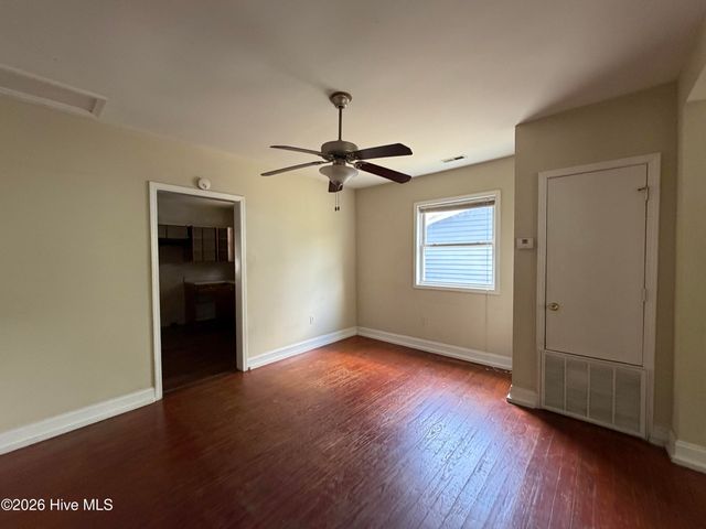 506 S 7th Street, Wilmington, NC 28401