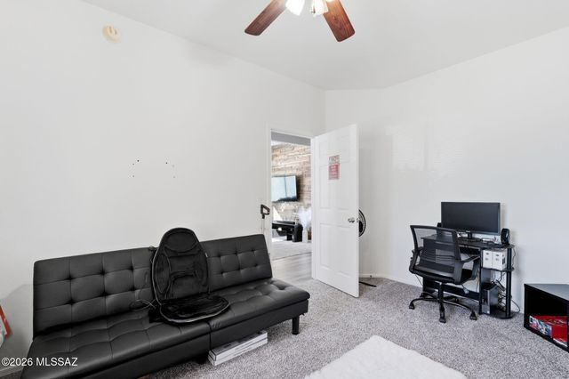 6675 S Placita Segovia, Tucson, AZ 85757