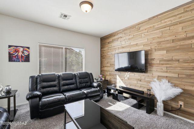 6675 S Placita Segovia, Tucson, AZ 85757