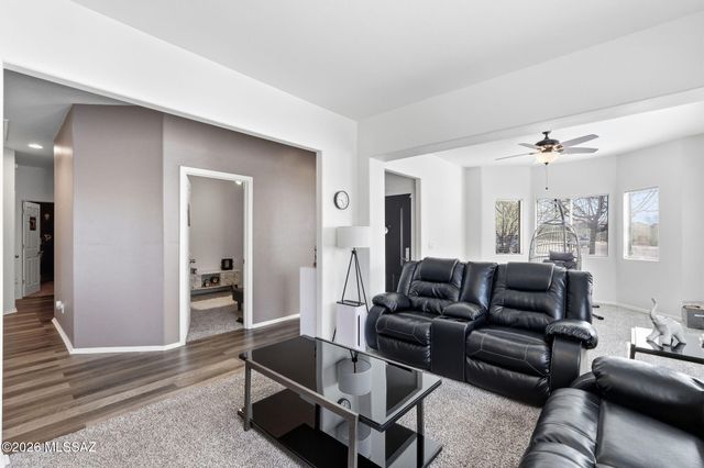 6675 S Placita Segovia, Tucson, AZ 85757