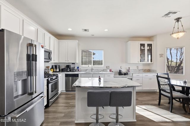 6675 S Placita Segovia, Tucson, AZ 85757