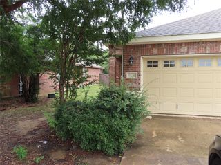 1428 Ravenwood Drive, Mansfield, TX 76063