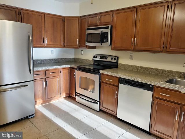 15322 MANOR VILLAGE LN, Rockville, MD 20853