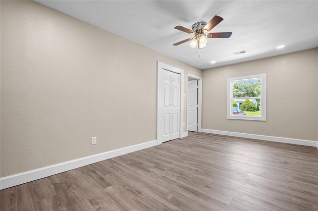 6119 Beekman Rd, Houston, TX 77021