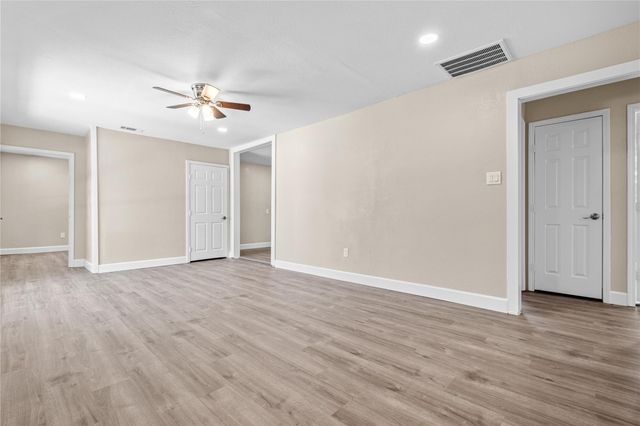 6119 Beekman Rd, Houston, TX 77021