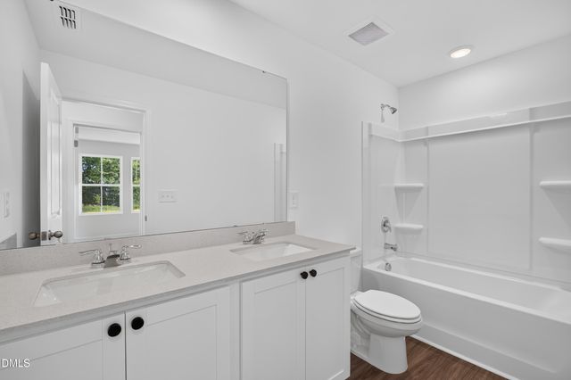200 Flagstone Way 67, Wilsons Mills, NC 27520