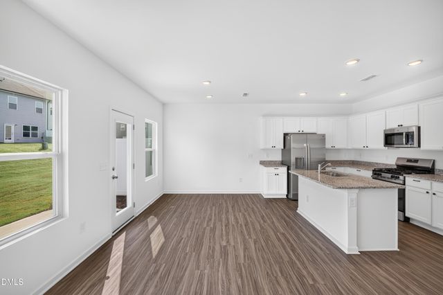 200 Flagstone Way 67, Wilsons Mills, NC 27520
