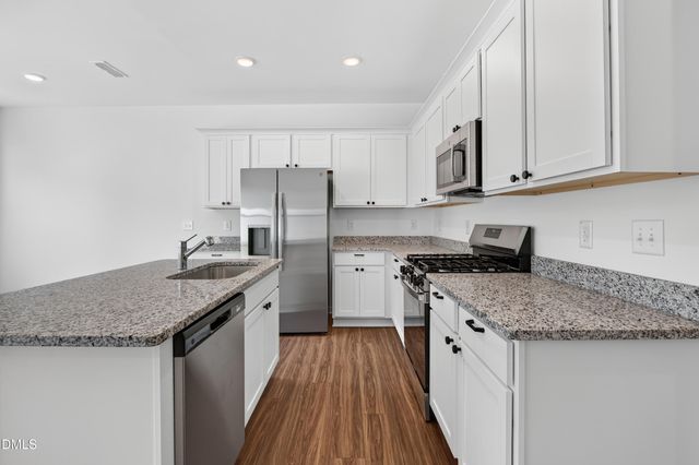 200 Flagstone Way 67, Wilsons Mills, NC 27520