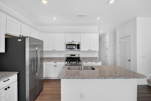 200 Flagstone Way 67, Wilsons Mills, NC 27520