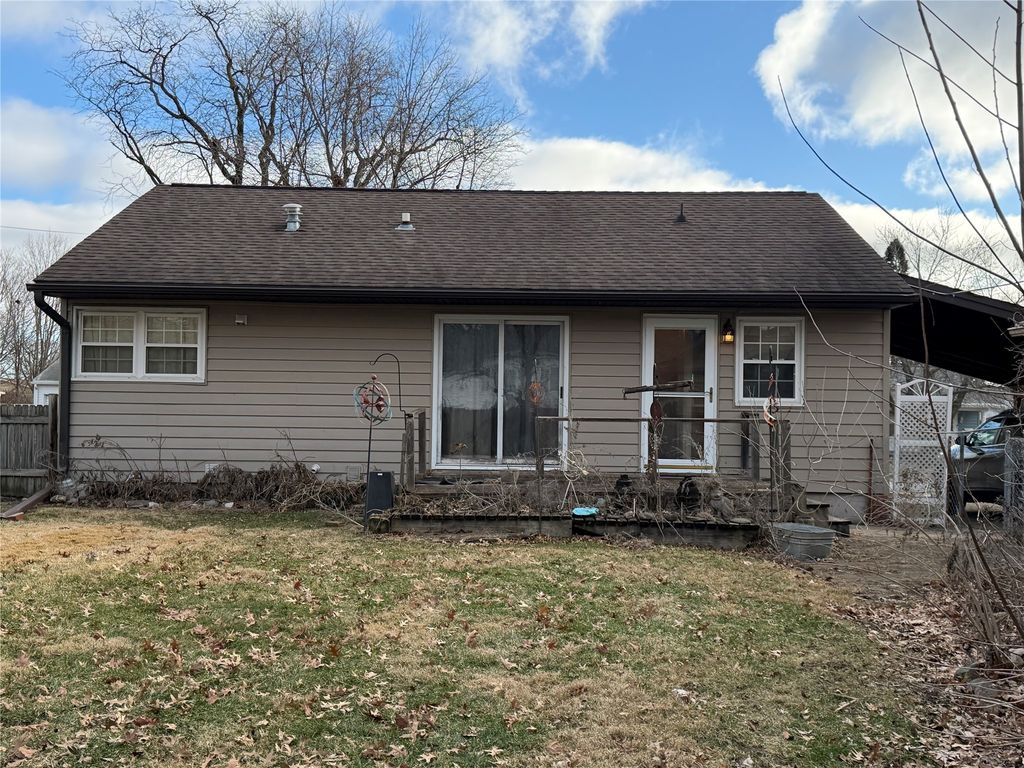 1523 Stafford Avenue, Ames, IA 50010