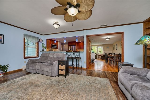 27 Mount Tom Ave., Holyoke, MA 01040
