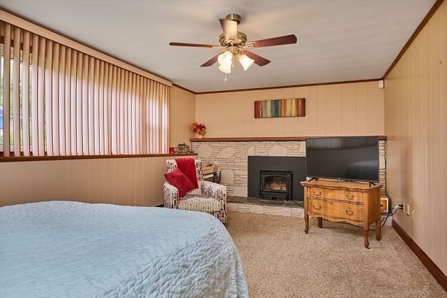27 Mount Tom Ave., Holyoke, MA 01040