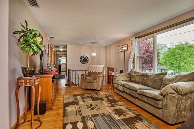 27 Mount Tom Ave., Holyoke, MA 01040