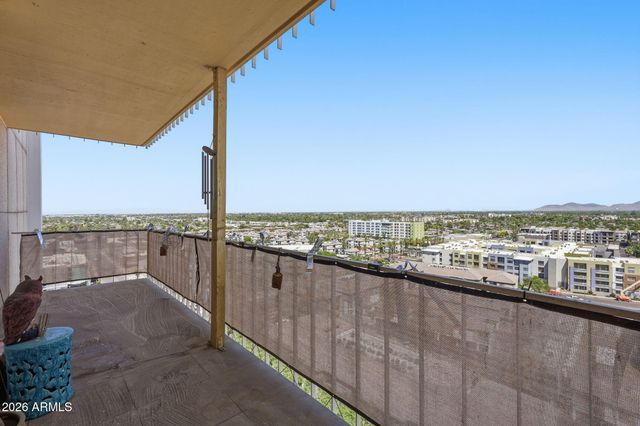 207 W CLARENDON Avenue C14, Phoenix, AZ 85013