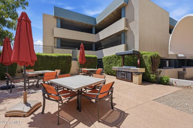 207 W CLARENDON Avenue C14, Phoenix, AZ 85013